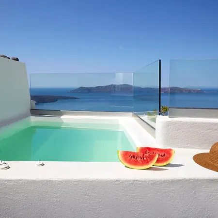 Caldera Beyond Otel